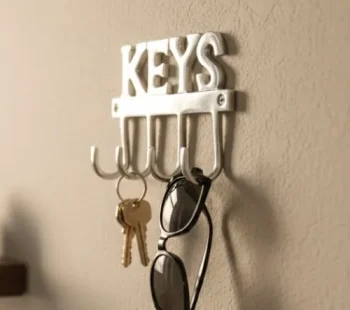 KEYS SCRIPT WALL HOOK